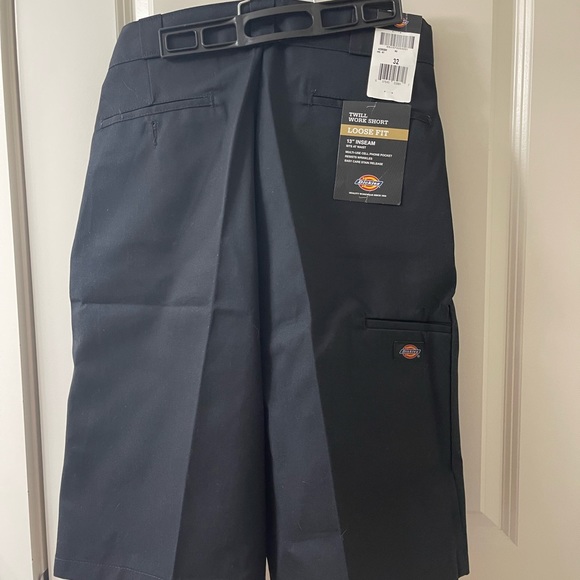 Dixies loose long shorts - Picture 2 of 5